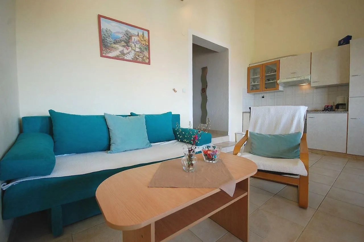 Apartments Nency Malinska
