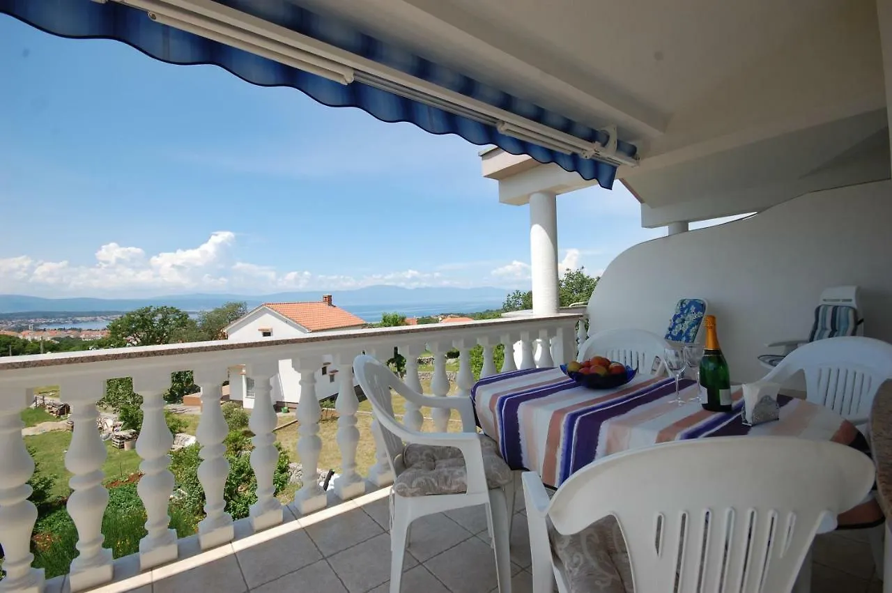 Apartments Nency Malinska